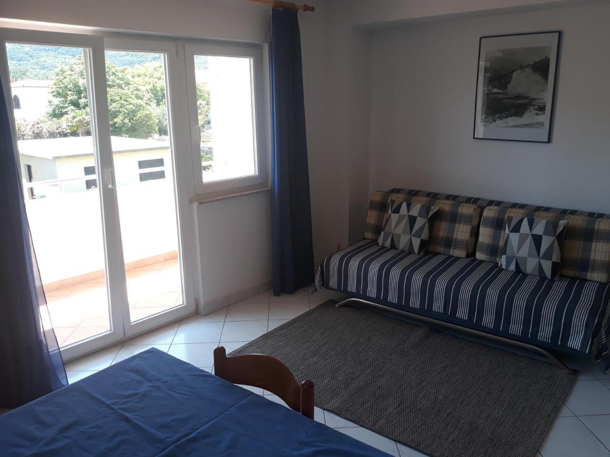 Apartments Denis Baška Esterno foto