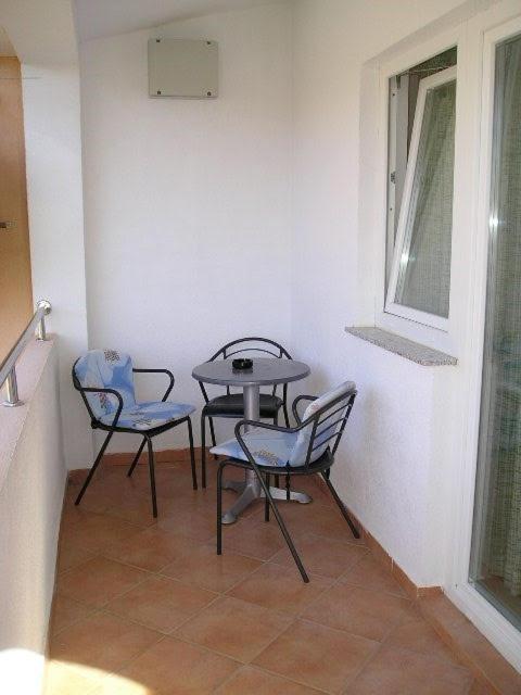 Apartments Denis Baška Esterno foto